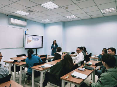 重慶英豪教育信息咨詢服務