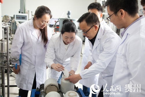 延伸教育鏈 服務(wù)產(chǎn)業(yè)鏈